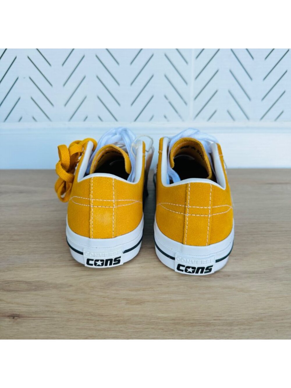 ⭐Converse One Star Pro OX Low Men Shoes 6.5 Mustard Yellow Suede Sneaker A09231C - Picture 4 of 10